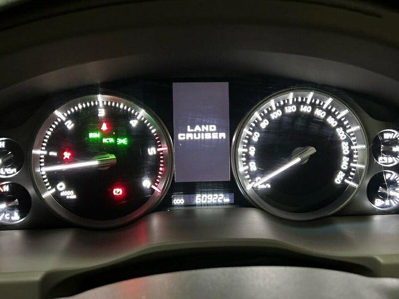 2021 TOYOTA LANDCRUISER SAHARA (Australian Spec)