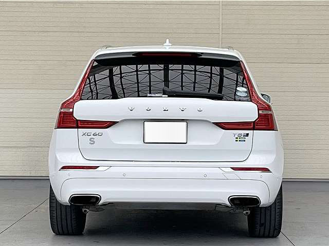2018 VOLVO XC60 T5 AWD INSCRIPTION