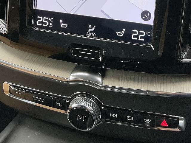 2018 VOLVO XC60 T5 AWD INSCRIPTION