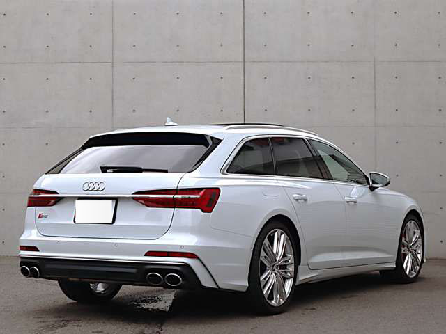 2022 AUDI S6 Avant Hybrid