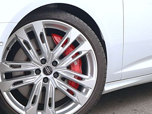 2022 AUDI S6 Avant Hybrid