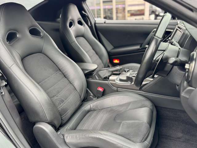 2018 NISSAN GT-R Pure Edition - DBA-R35