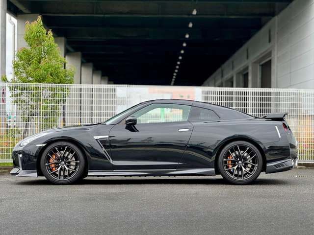 2018 NISSAN GT-R Pure Edition - DBA-R35