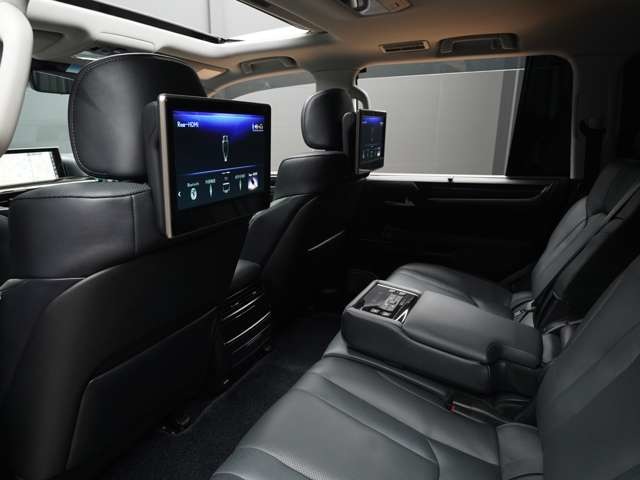 2018 LEXUS LX570