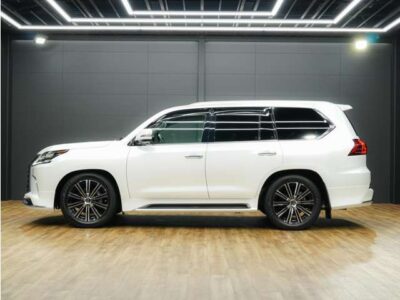 2018 LEXUS LX570