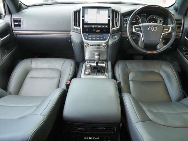 2019 TOYOTA LAND CRUISER ZX