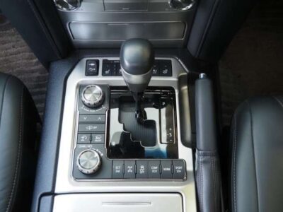 2019 TOYOTA LAND CRUISER ZX