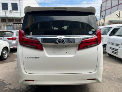 2018 Toyota Alphard