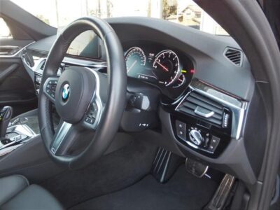 2018 BMW 530i M Sport