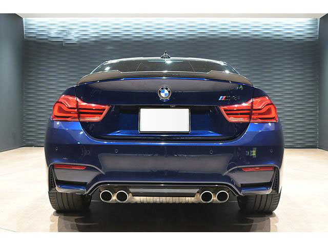 2018 BMW M4 Coupe M Heat Edition