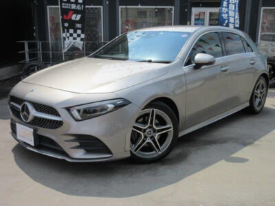 2019 Mercedes Benz A180 Style AMG Line