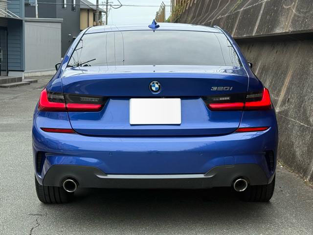 2019 BMW 320i M Sport Hi-Line Pkg