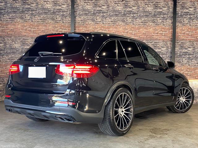 2018 Mercedes AMG GLC43 4MATIC EXCLUSIVE PKG