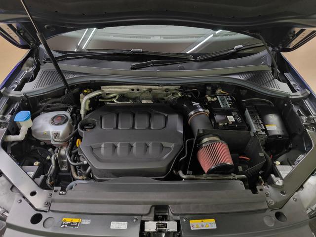 2022 Volkswagen Tiguan R