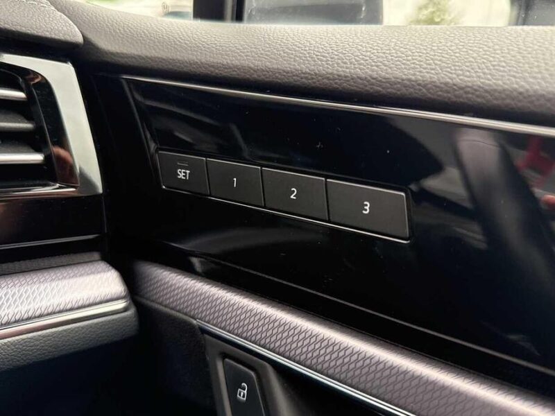 2019 Volkswagen Touareg 3.0TDI V6 R-LINE