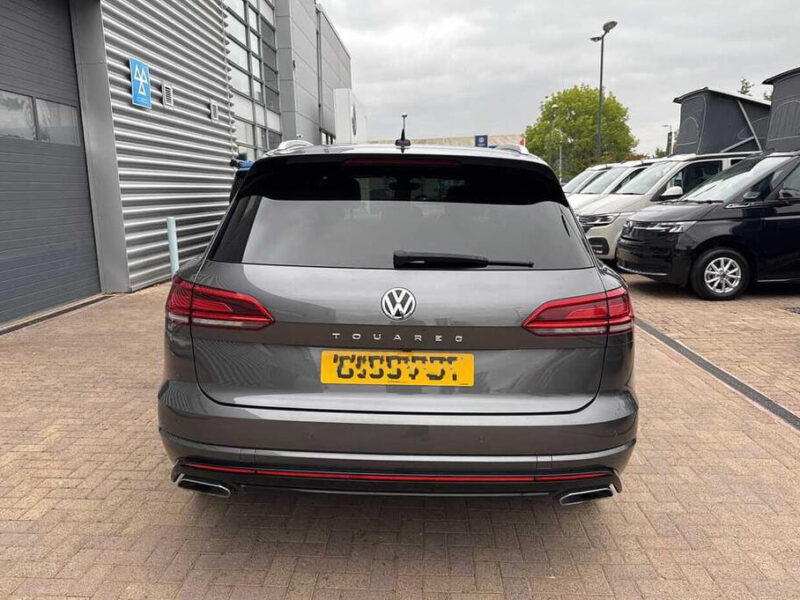 2019 Volkswagen Touareg 3.0TDI V6 R-LINE