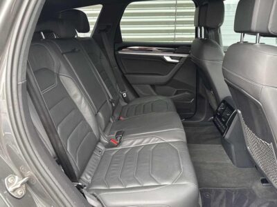 2019 Volkswagen Touareg 3.0TDI V6 R-LINE