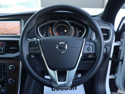 2018 VOLVO V40 Cross Country T5 AWD