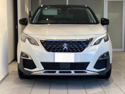 2018 Peugeot 5008 Allure