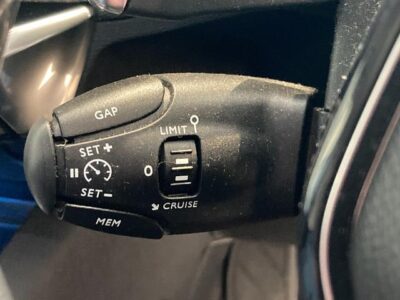 2018 Peugeot 5008 Allure