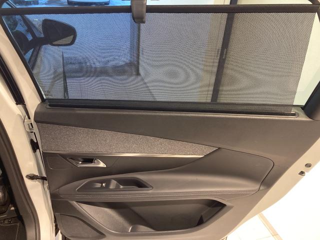 2018 Peugeot 5008 Allure