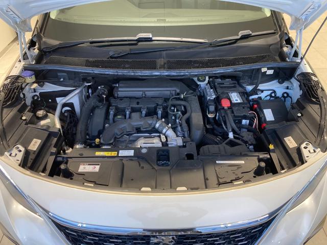 2018 Peugeot 5008 Allure
