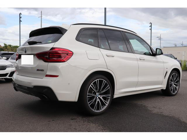 2021 BMW X3 M40i