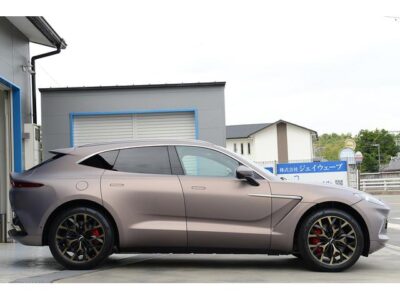 2021 Aston Martin DBX
