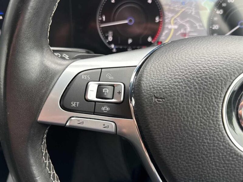 2019 Volkswagen Touareg 3.0TDI V6 R-LINE