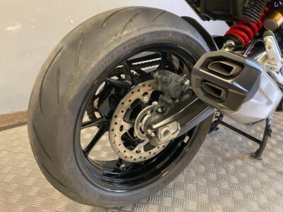 2021 BMW F900 R SE