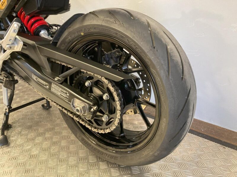 2021 BMW F900 R SE