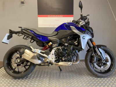 2021 BMW F900 R SE
