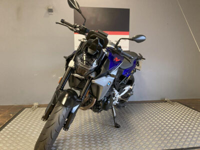 2021 BMW F900 R SE