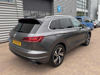 2019 Volkswagen Touareg 3.0TDI V6 R-LINE