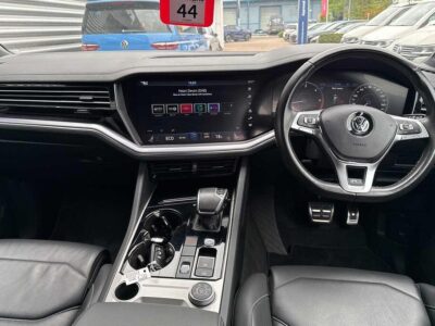 2019 Volkswagen Touareg 3.0TDI V6 R-LINE