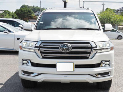 2018 Toyota Land Cruiser ZX LC200