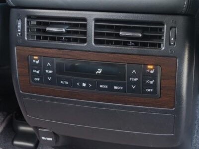 2018 Toyota Land Cruiser ZX LC200