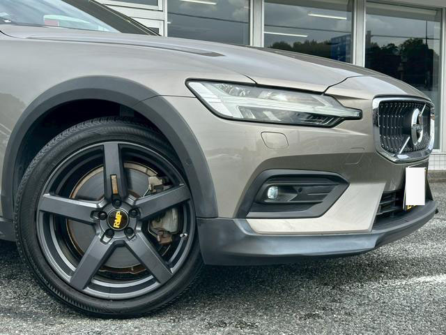 2020 VOLVO V60 CROSS COUNTRY T5 AWD PRO