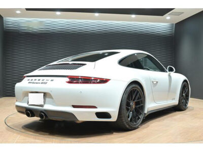 2019 Porsche 911 Carrera GTS