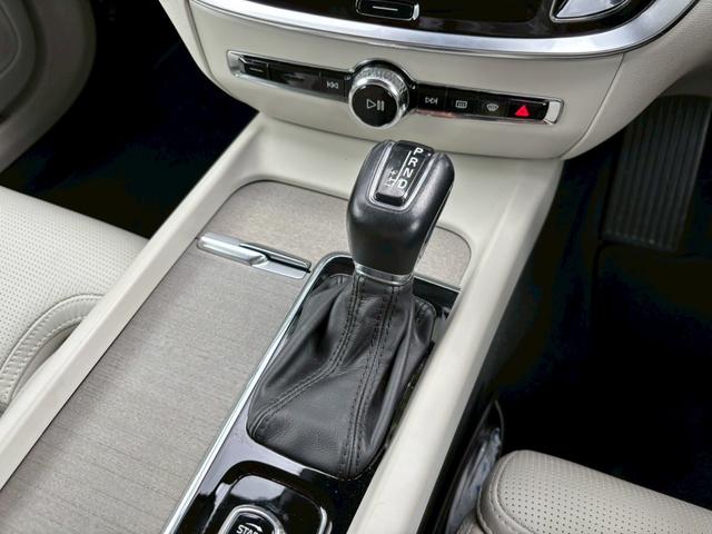 2019 VOLVO V60 T5 INSCRIPTION