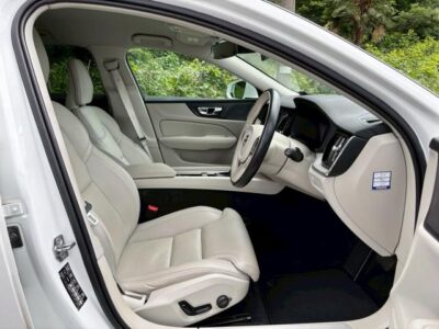 2019 VOLVO V60 T5 INSCRIPTION