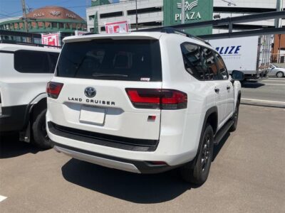 2024 Toyota Land Cruiser GR Sport - VJA300W