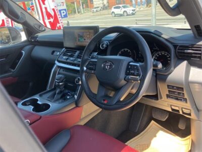 2024 Toyota Land Cruiser GR Sport - VJA300W