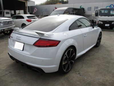 2018 AUDI TT RS