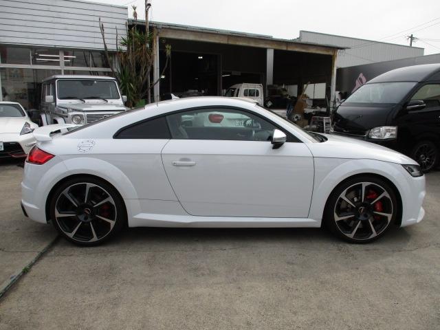 2018 AUDI TT RS