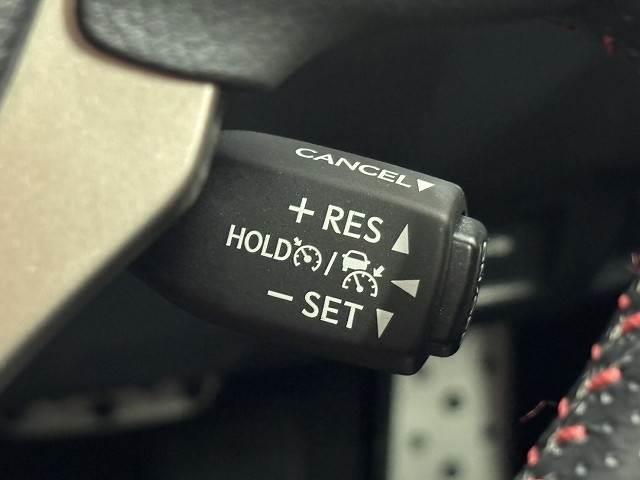 2018 LEXUS IS300h F SPORT