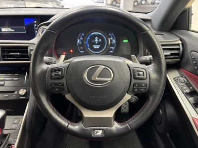 2018 LEXUS IS300h F SPORT