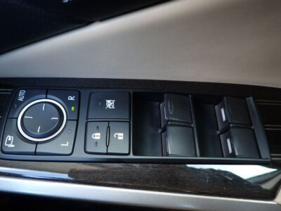 2018 LEXUS IS300h
