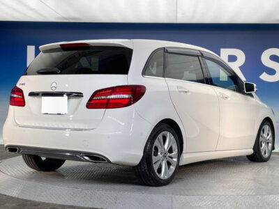 2018 Mercedes Benz B180