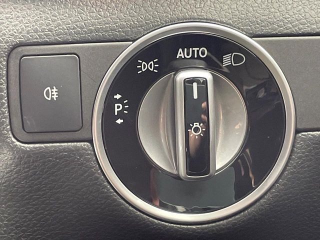 2018 Mercedes Benz B180